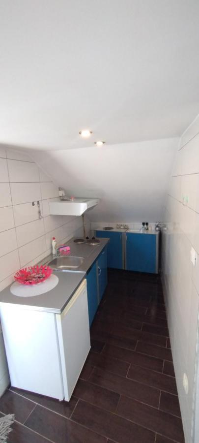 Apartman Mare Lägenhet Zadar Exteriör bild